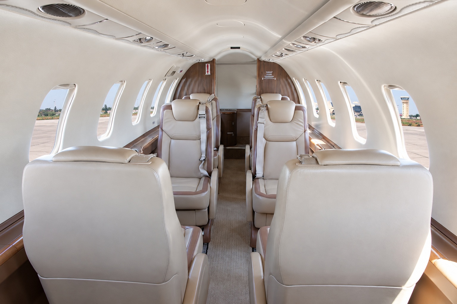 Inside the Learjet 45